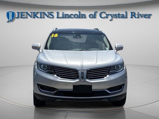 Used 2016 Lincoln MKX Reserve w/ Equipment Group 102A AWD/4WD image 3