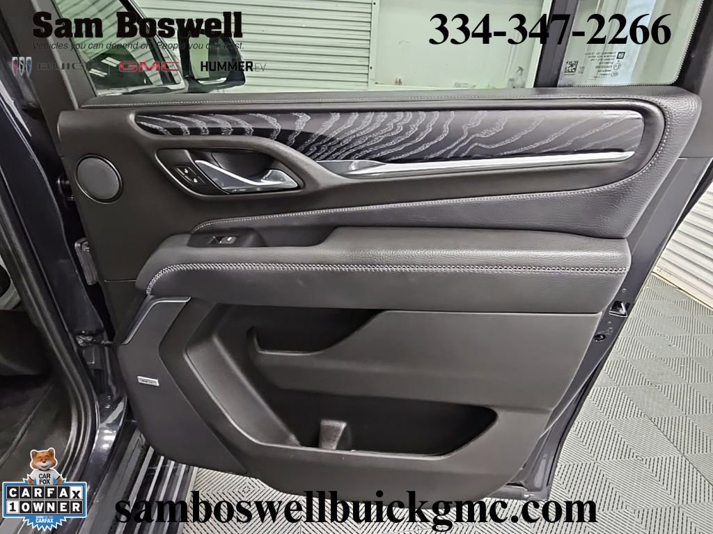 Used 2023 GMC Yukon XL Denali AWD/4WD image 41
