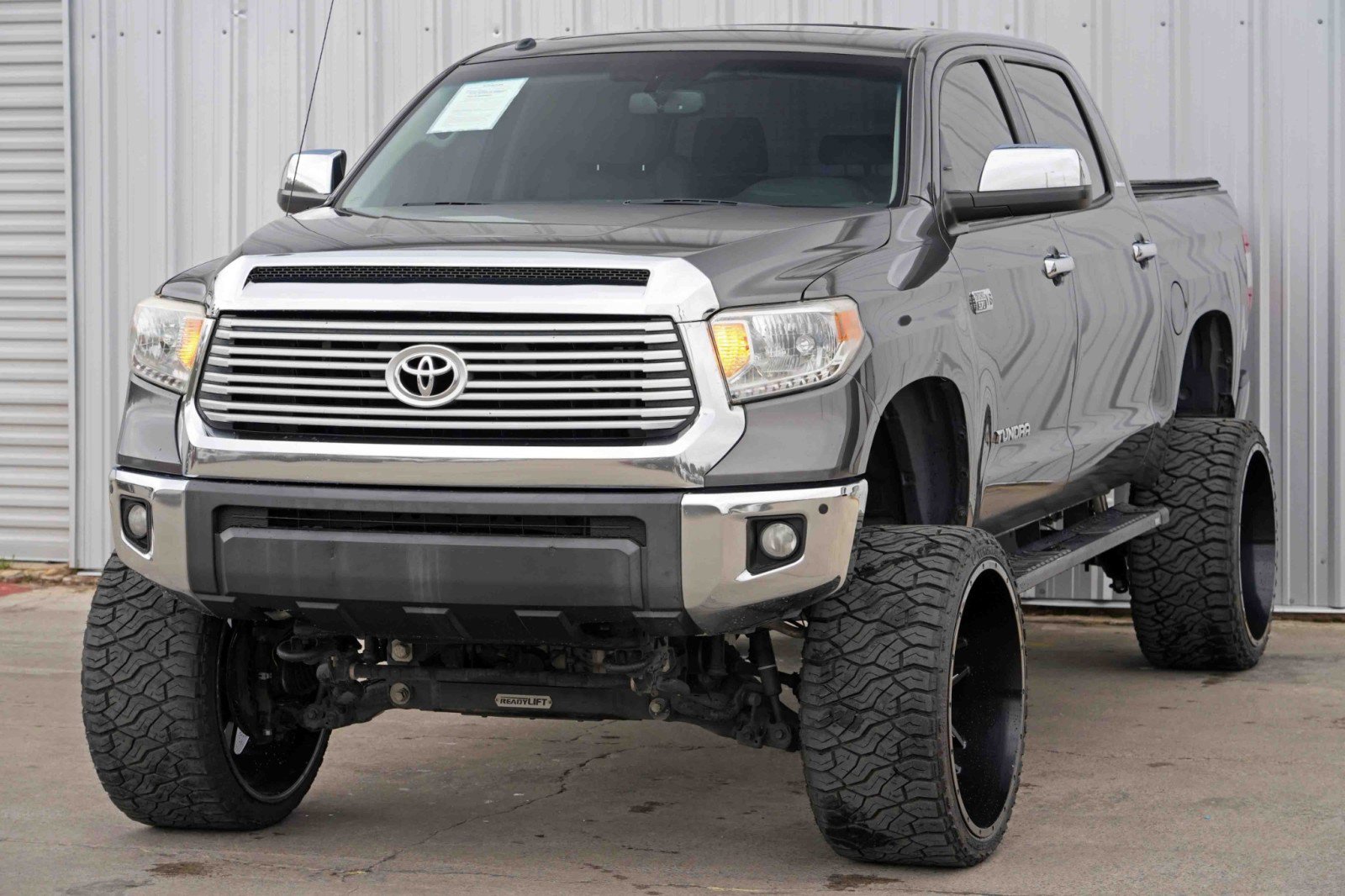 Used 2016 Toyota Tundra Limited w/ Limited Premium Package image 41