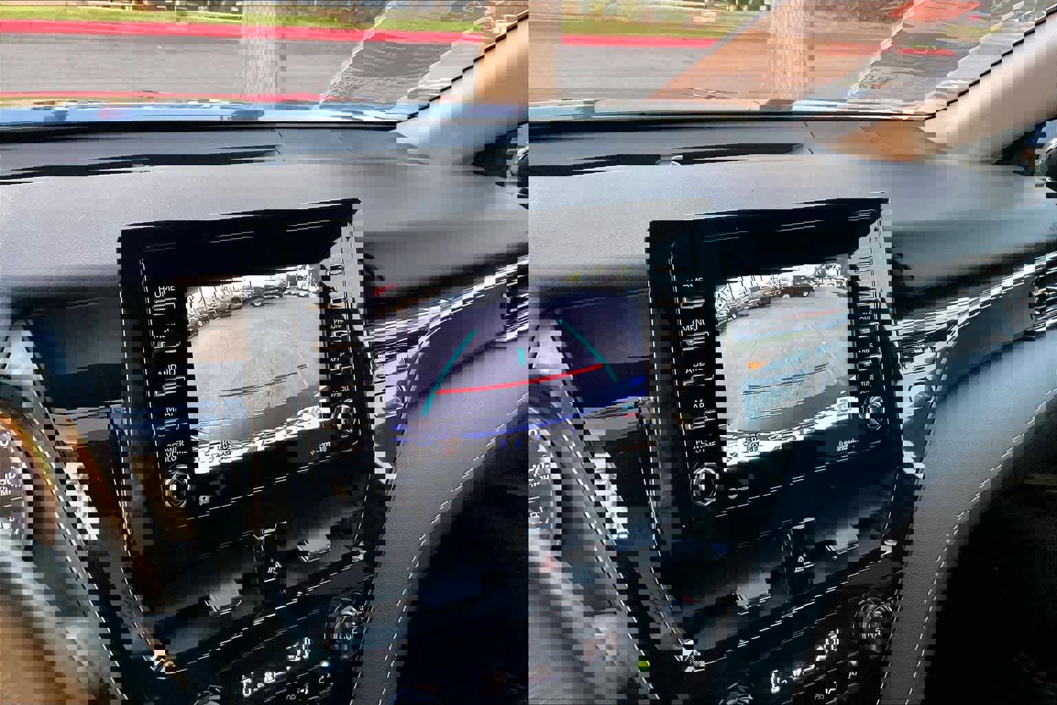 Certified 2023 Toyota Camry SE image 24