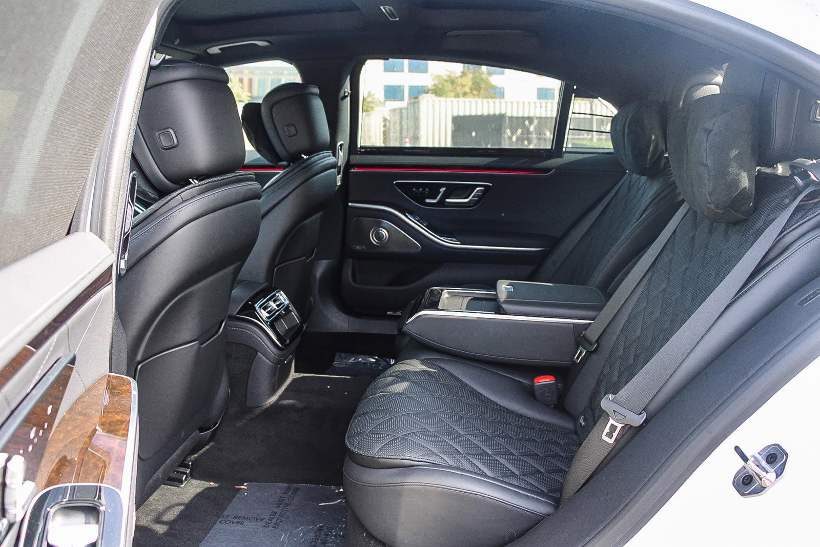 New 2024 Mercedes-Benz S 580 4MATIC Sedan image 18