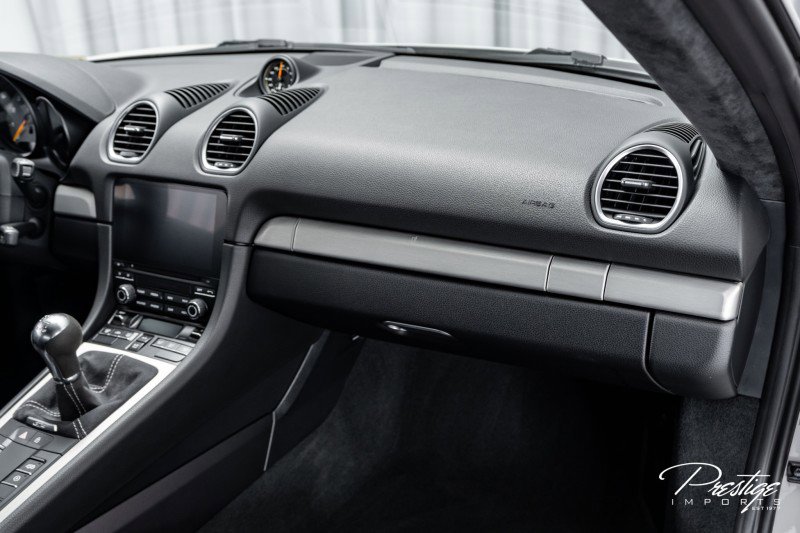 Used 2020 Porsche 718 Cayman GT4 image 43