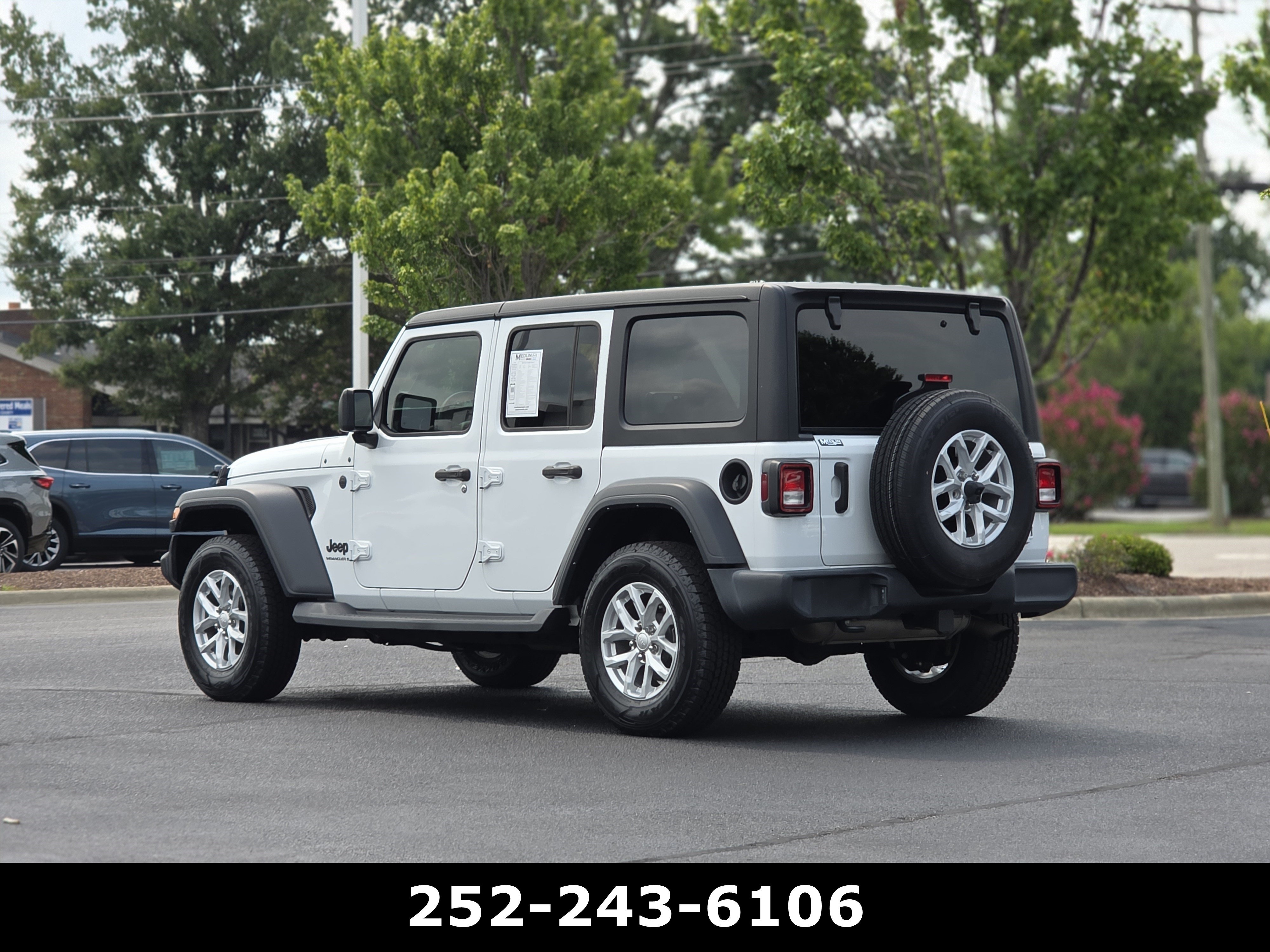 Used 2023 Jeep Wrangler Unlimited Sport AWD/4WD image 5