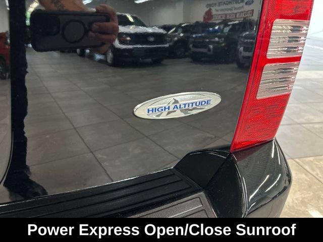 Used 2017 Jeep Patriot High Altitude FWD image 9