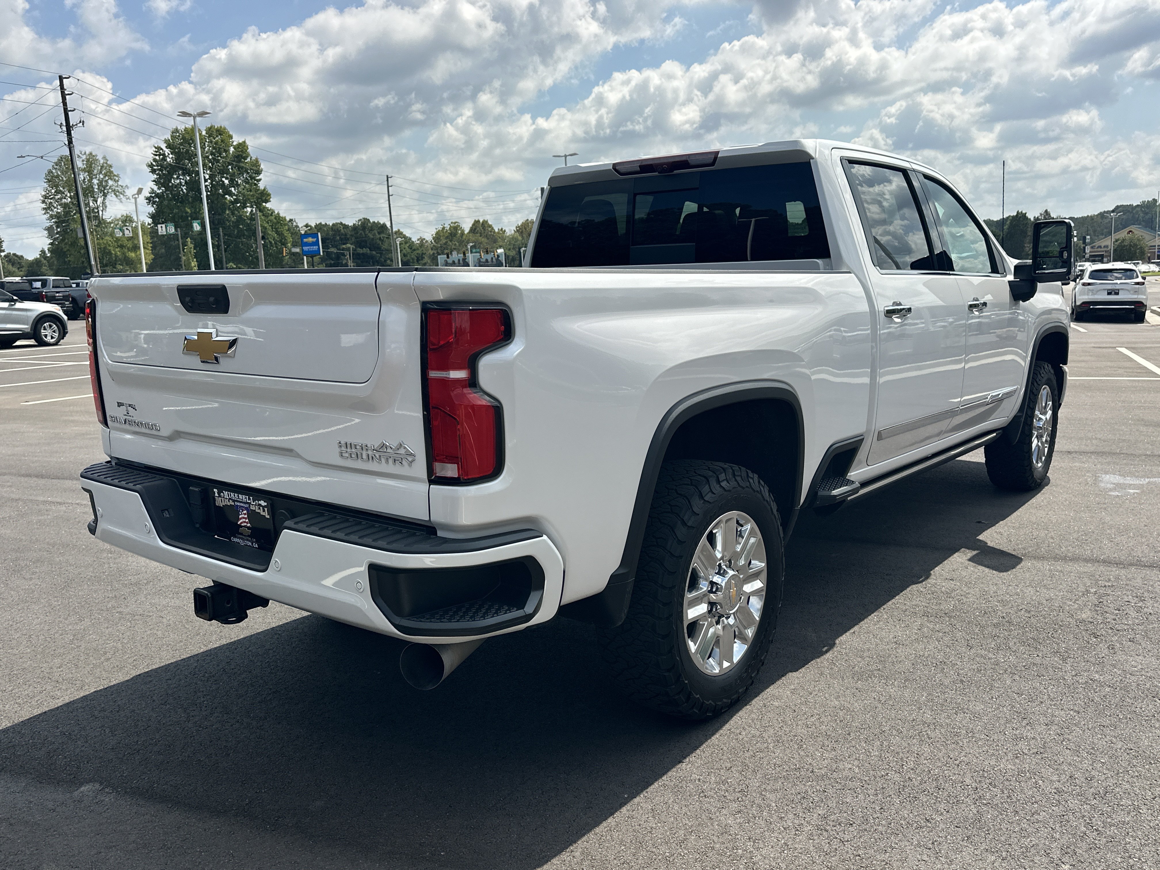 Used 2024 Chevrolet Silverado 3500 High Country w/ High Country Premium Package AWD/4WD image 8
