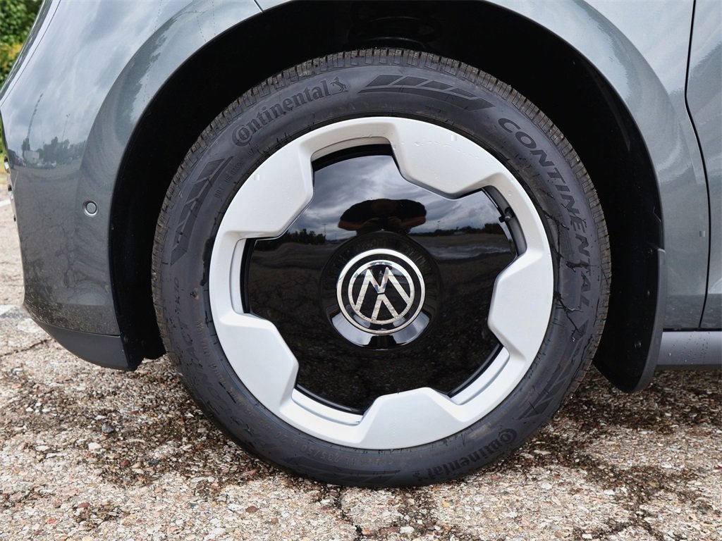 New 2025 Volkswagen ID. Buzz Pro S Plus image 9