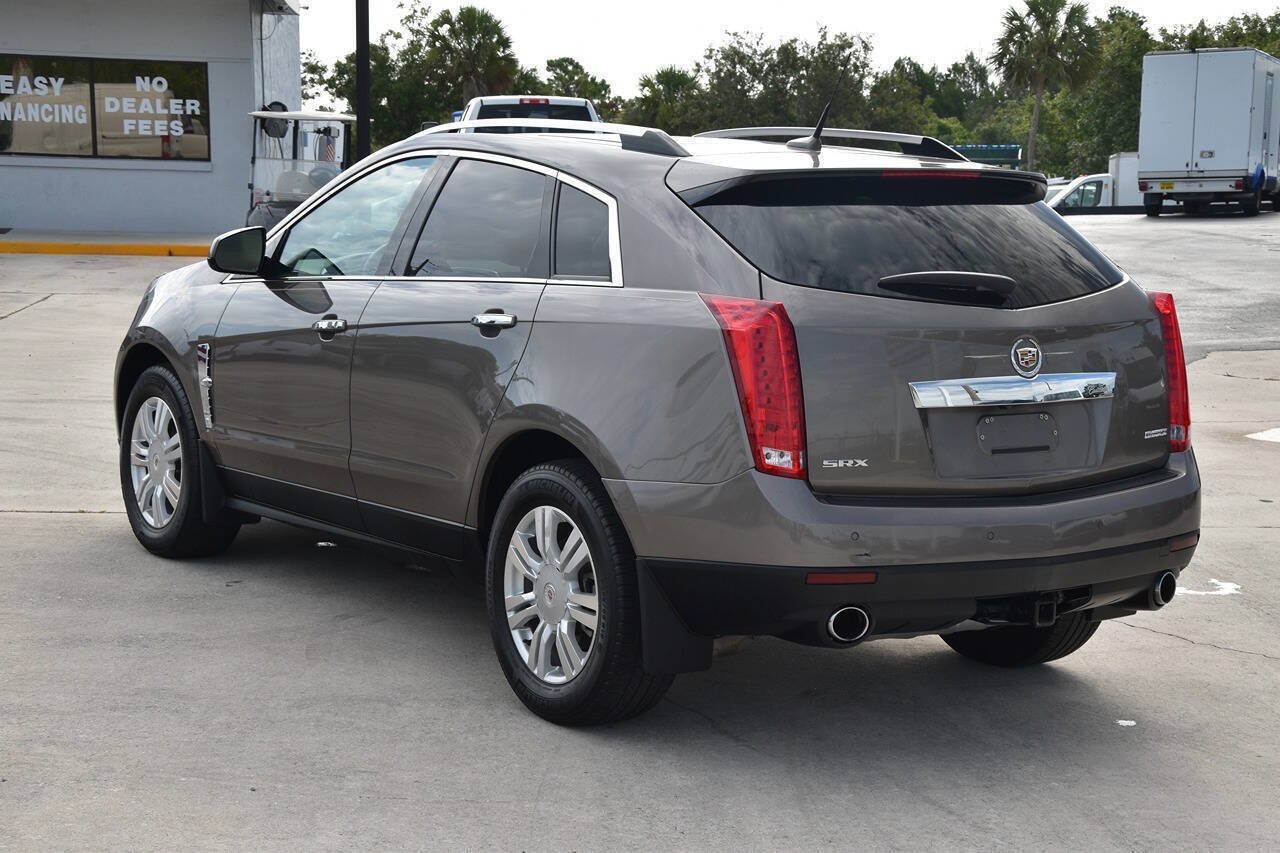 Used 2011 Cadillac SRX Luxury FWD image 4
