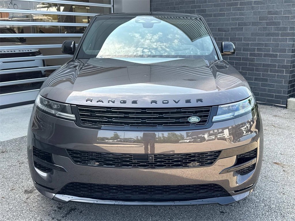 New 2025 Land Rover Range Rover Sport Dynamic SE image 2