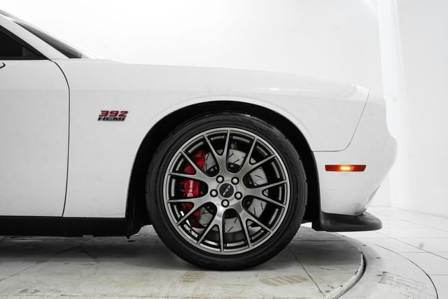 Used 2016 Dodge Challenger SRT w/ Technology Group image 14