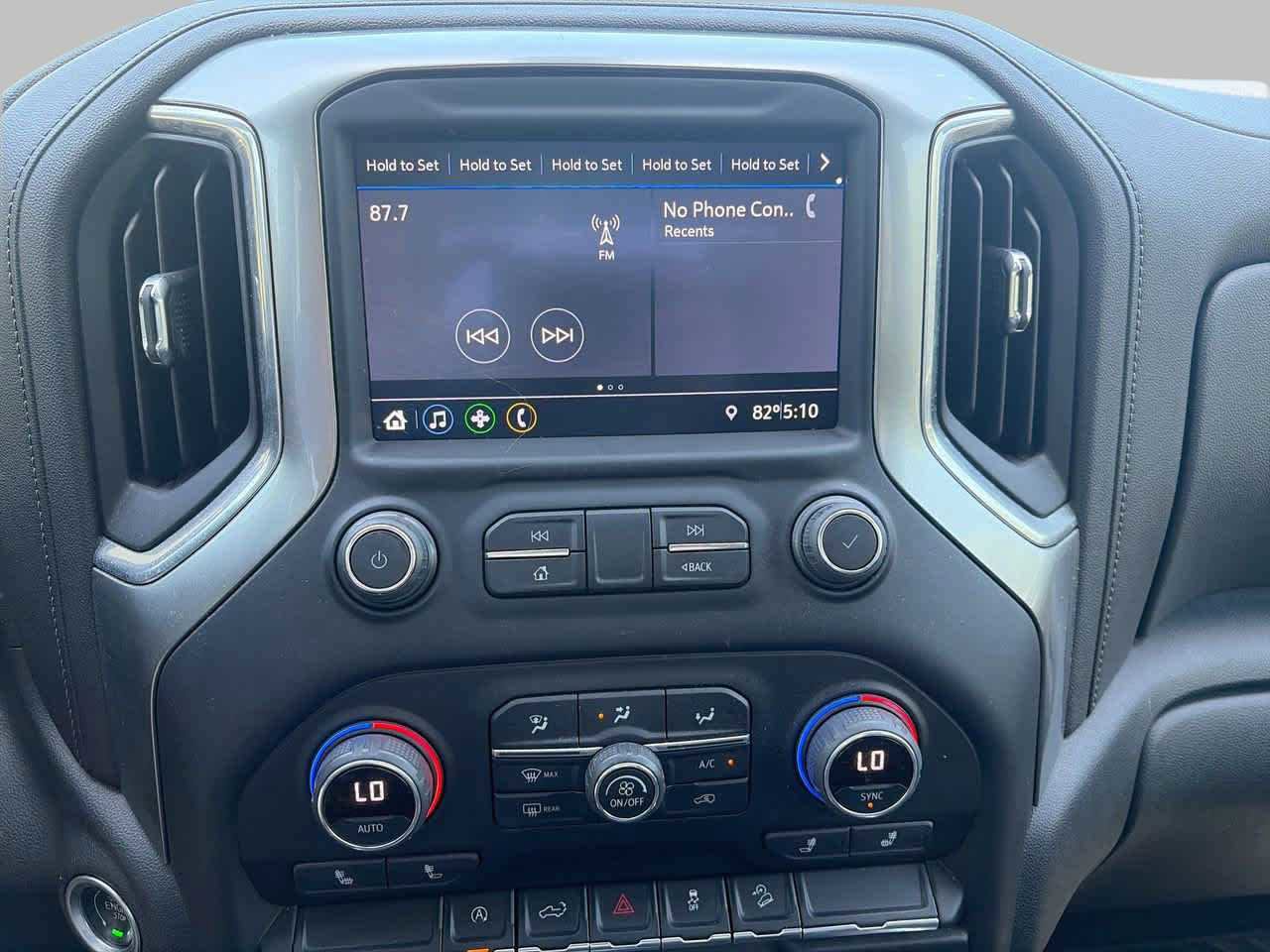 Used 2022 Chevrolet Silverado 1500 RST w/ Z71 Off-Road Package AWD/4WD image 19