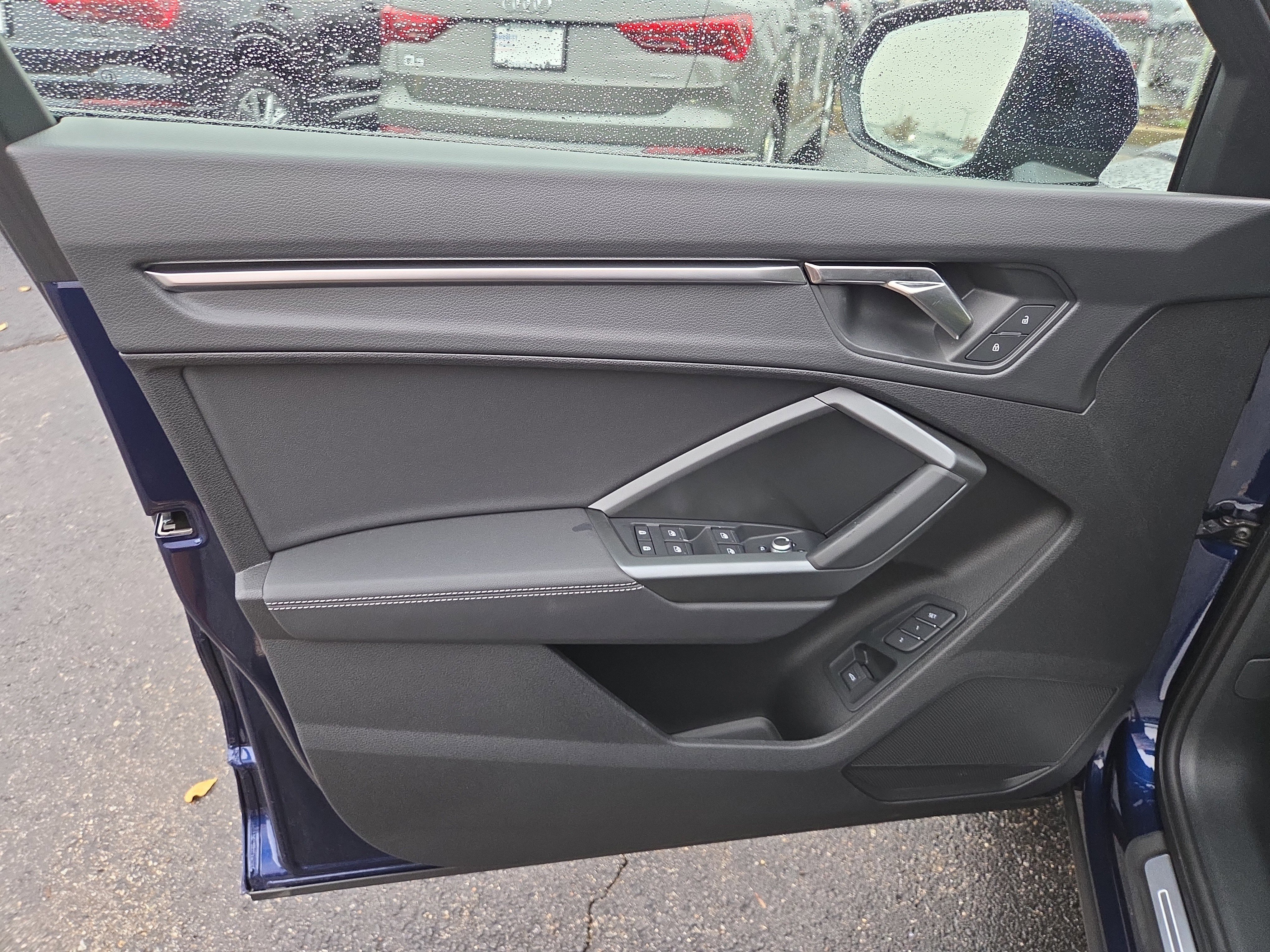 New 2025 Audi Q3 2.0T Premium image 5