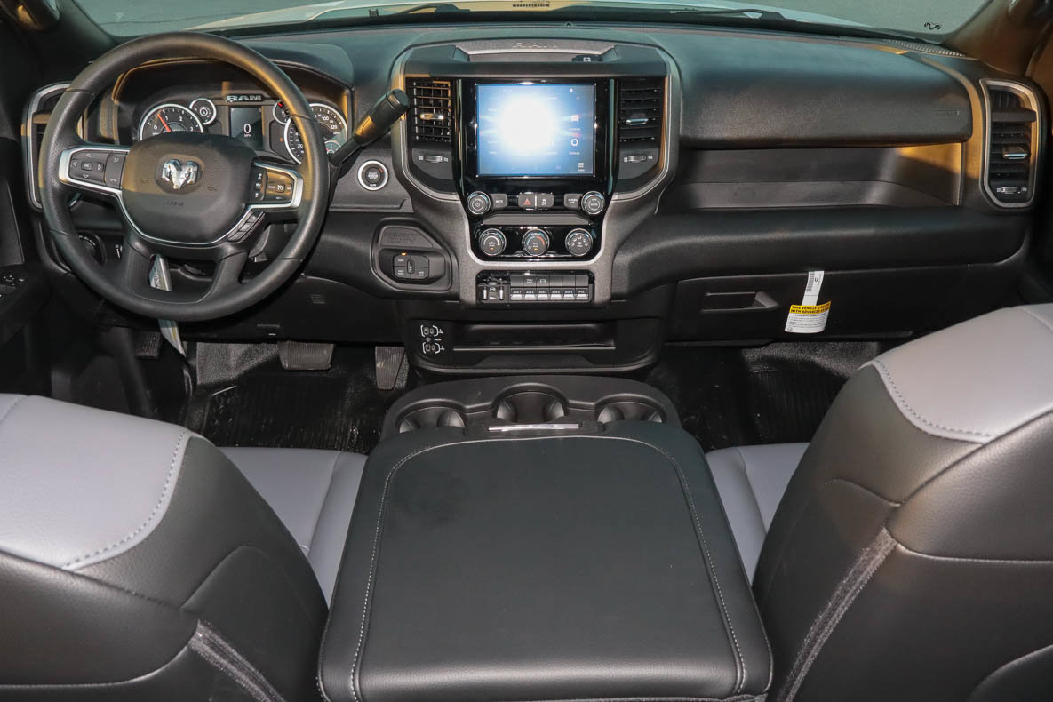 New 2027 RAM 5500 Tradesman w/ Chrome Appearance Group AWD/4WD image 15