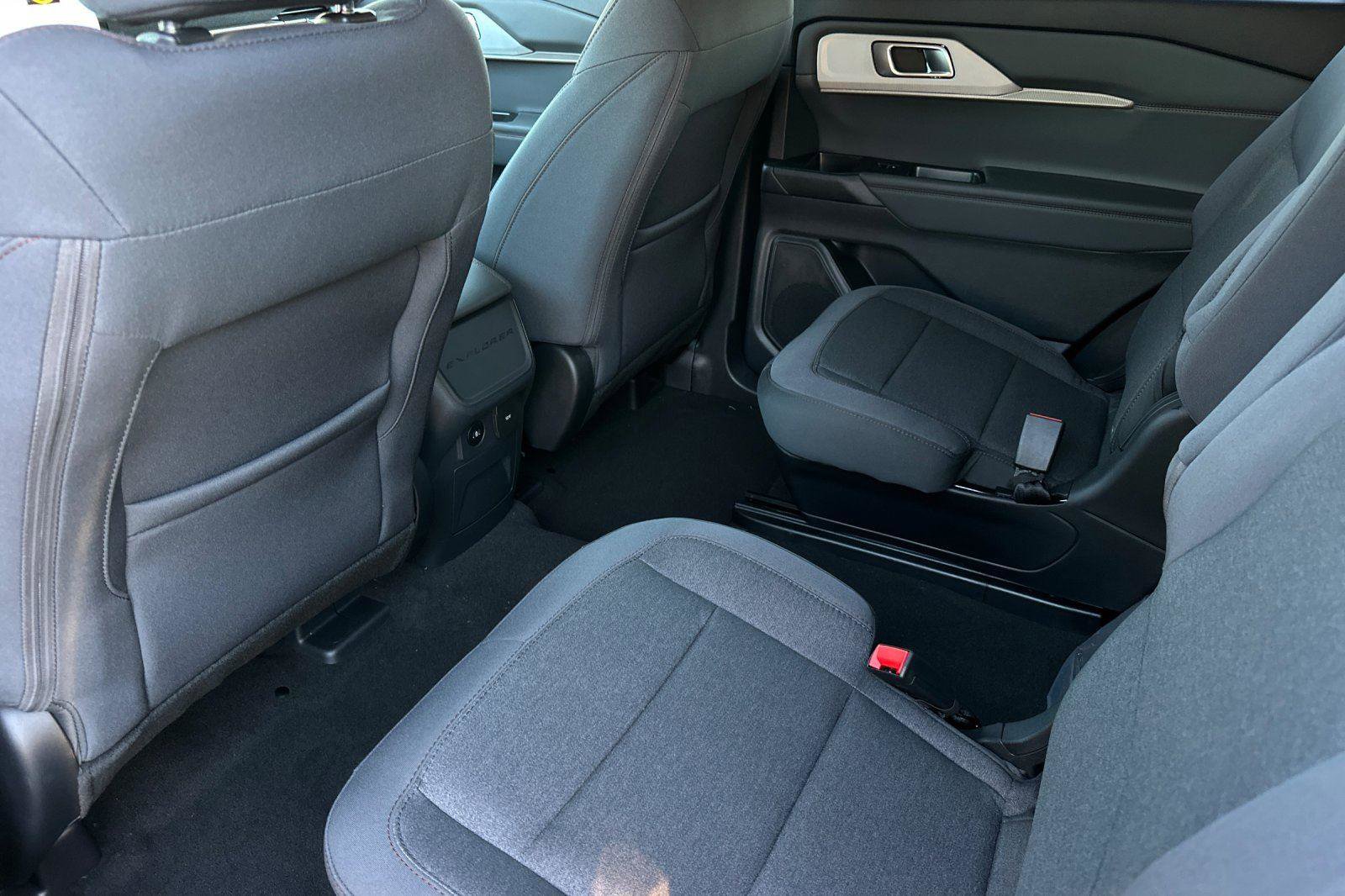 New 2026 Ford Explorer Active image 9