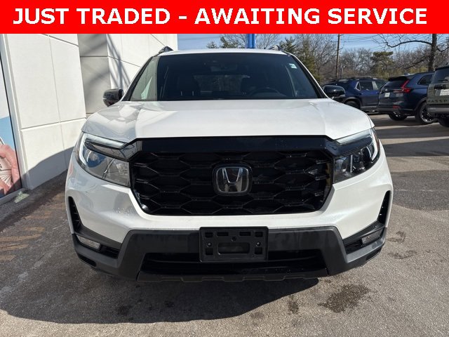 Used 2023 Honda Passport Elite image 2
