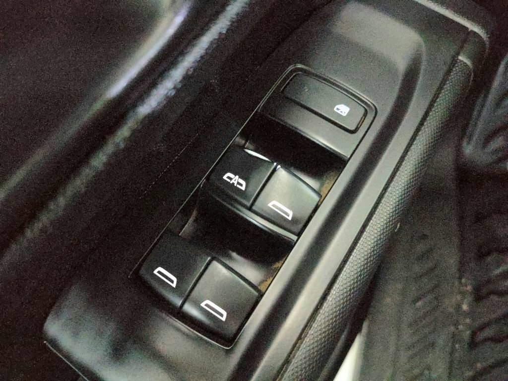 Used 2021 Chevrolet Silverado 2500 W/T AWD/4WD image 32