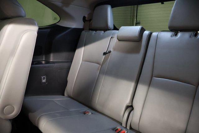 Used 2021 Toyota Highlander Platinum AWD/4WD image 35