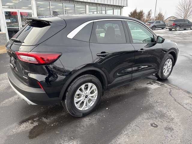 Used 2023 Ford Escape Active image 3