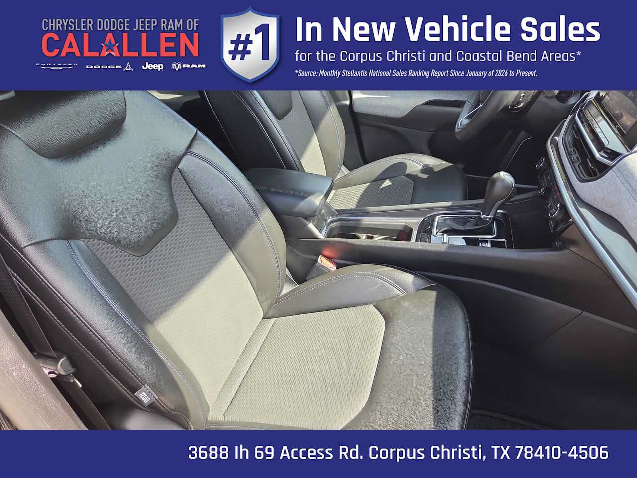 Used 2025 Jeep Compass Latitude w/ Sun & Sound Group AWD/4WD image 22
