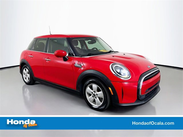 Used 2022 MINI Cooper 4-Door Hardtop image 1