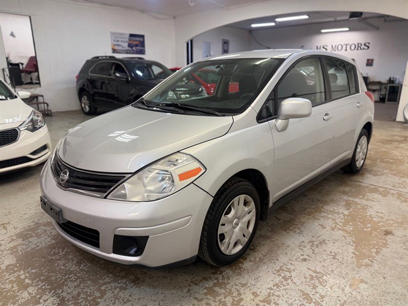 Used 2010 Nissan Versa 1.8 S w/ PWR Plus Pkg image 2