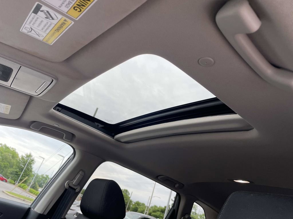 Used 2024 Honda CR-V EX image 16