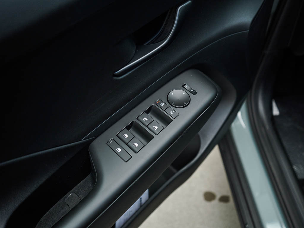 New 2026 Hyundai Kona SEL Sport AWD/4WD image 18