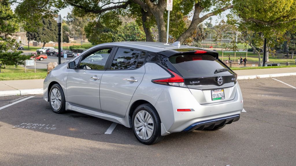 Used 2021 Nissan Leaf S w/ S Charge Package image 9