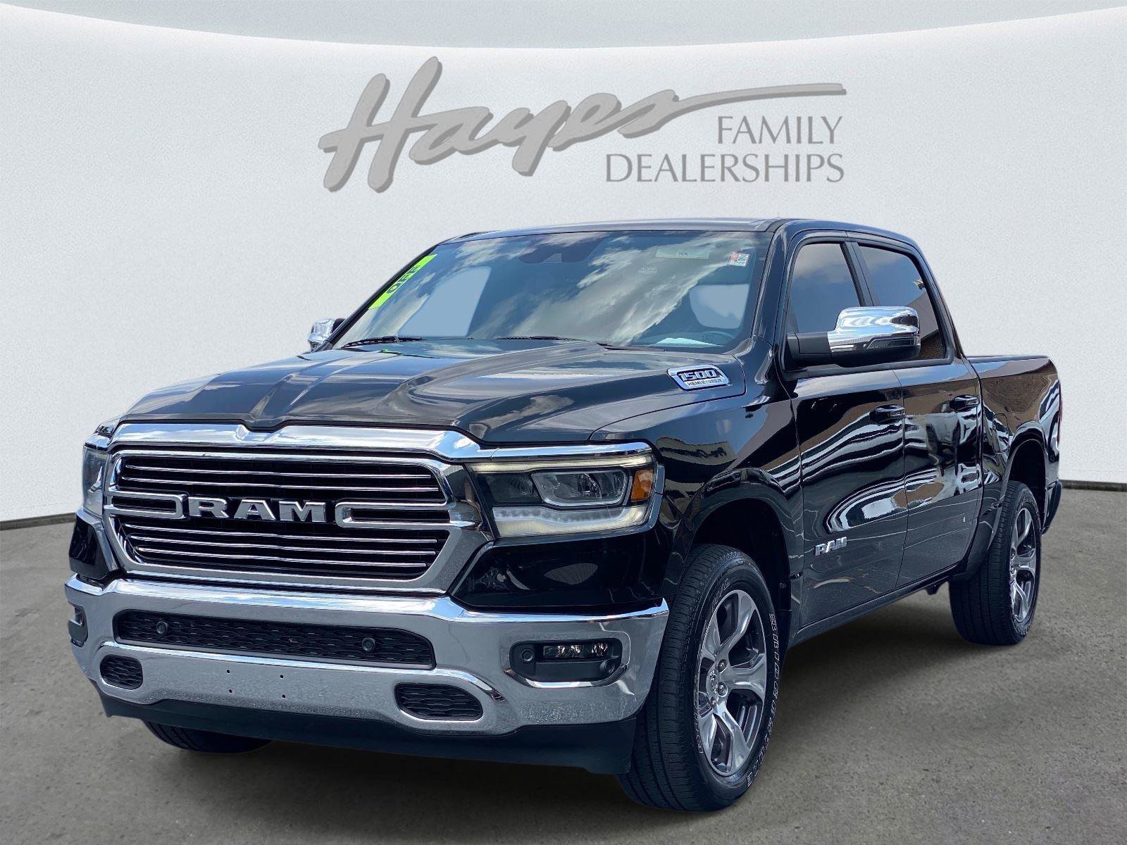 Used 2023 RAM 1500 Laramie AWD/4WD image 10