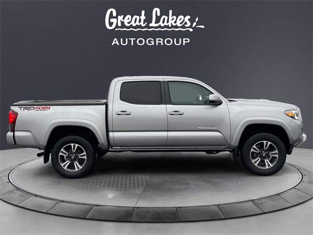 Used 2019 Toyota Tacoma TRD Sport image 6