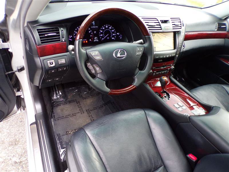 Used 2009 Lexus LS 460 AWD image 16