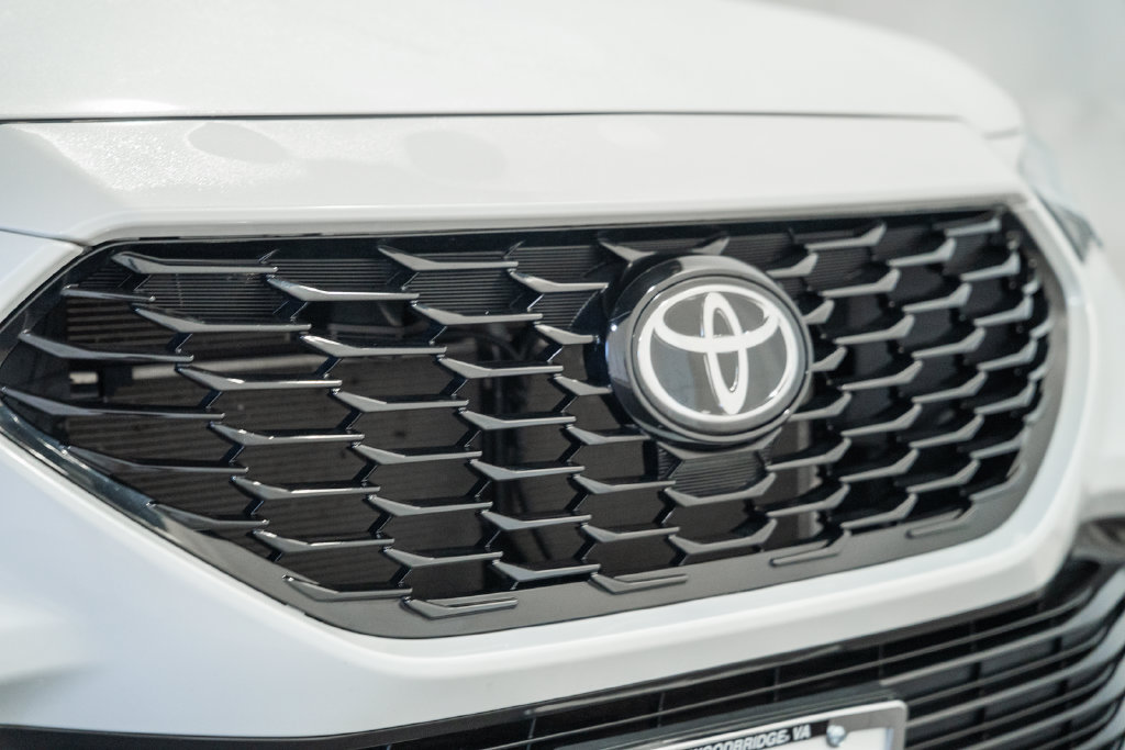 Used 2022 Toyota Highlander XSE AWD/4WD image 8