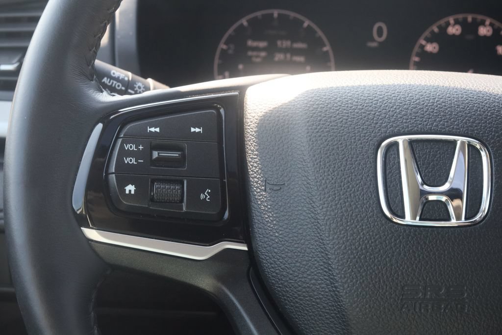 Used 2025 Honda Odyssey EX-L image 9