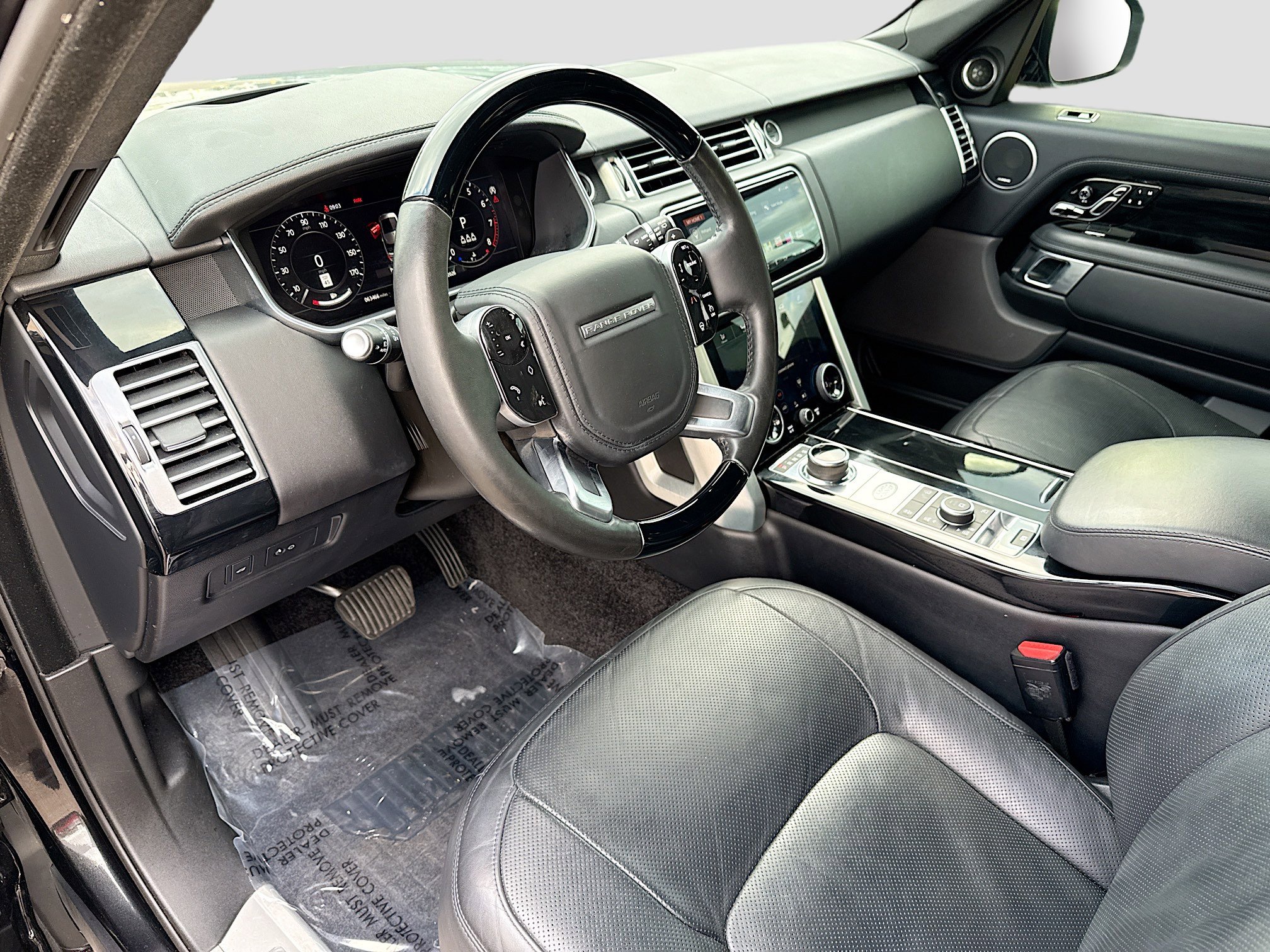 Used 2019 Land Rover Range Rover Long Wheelbase Supercharged image 25