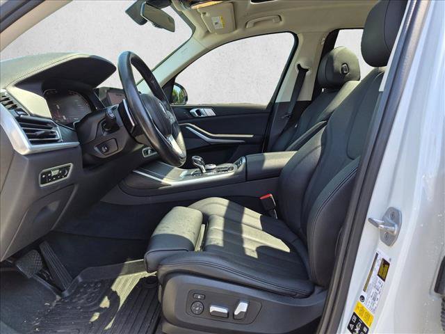 Used 2021 BMW X7 xDrive40i w/ Premium Package AWD/4WD image 16