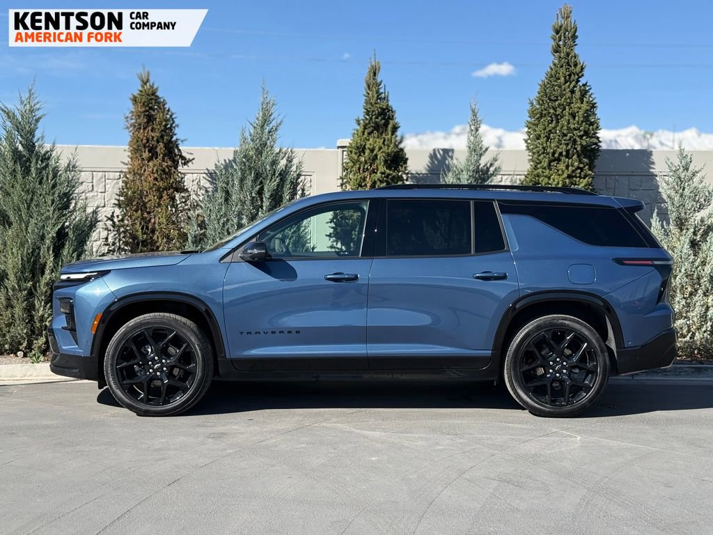 Used 2025 Chevrolet Traverse RS w/ LPO, Floor Liner Package image 4