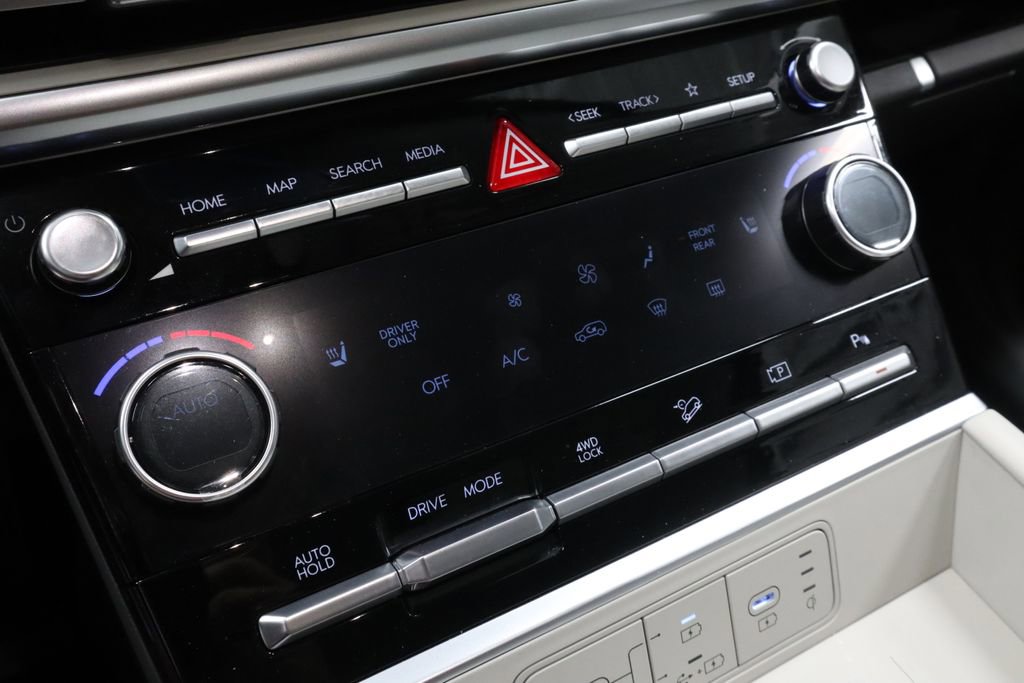 Used 2025 Hyundai Santa Fe SEL AWD/4WD image 30
