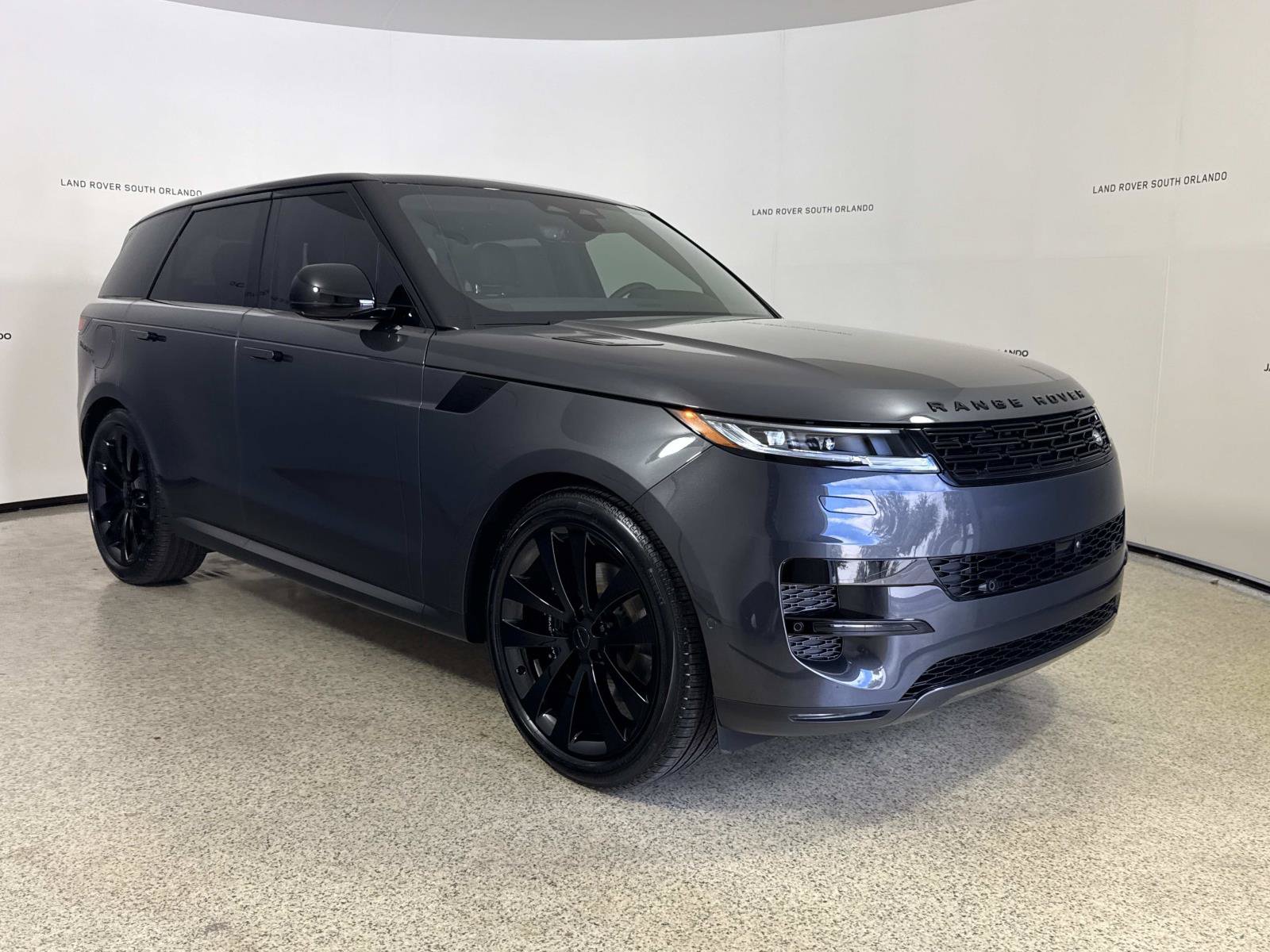 New 2026 Land Rover Range Rover Sport SE AWD/4WD image 7