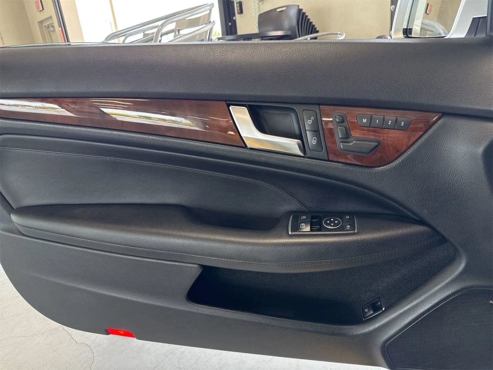 Used 2015 Mercedes-Benz C 350 4MATIC Coupe image 9