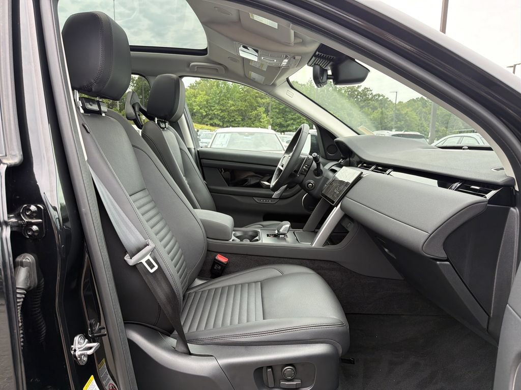 Used 2025 Land Rover Discovery Sport S AWD/4WD image 16