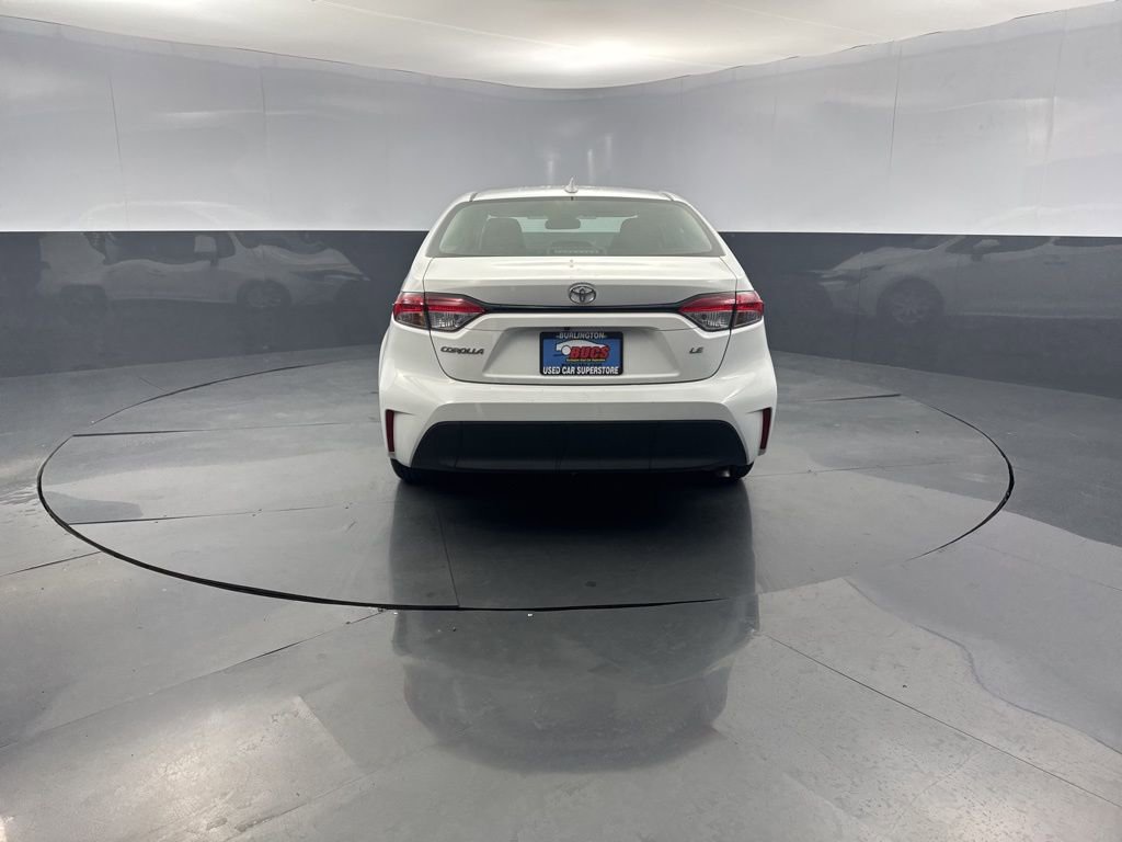 Used 2024 Toyota Corolla LE image 4