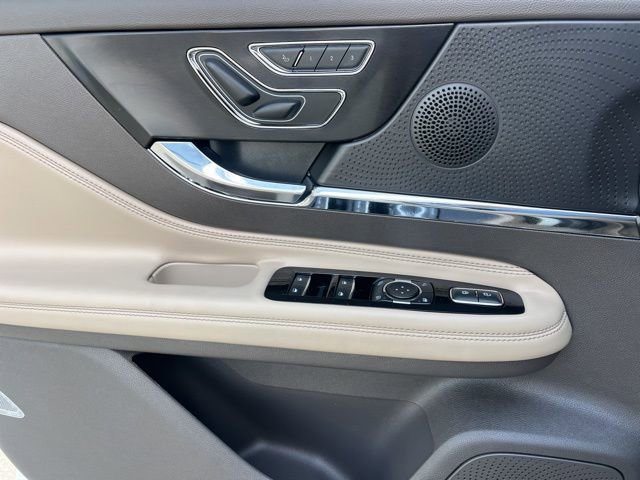 Used 2024 Lincoln Corsair FWD image 40
