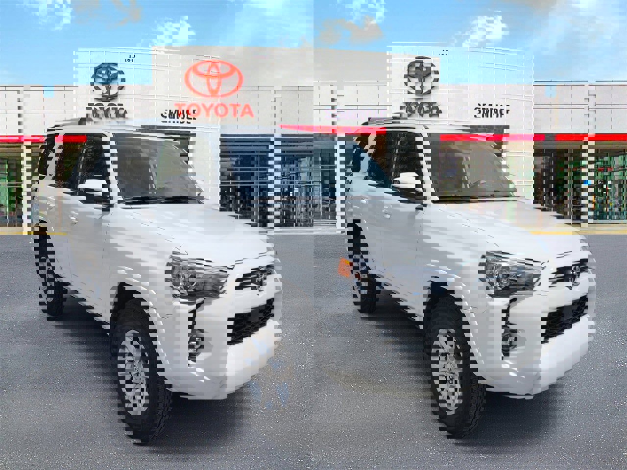 Used 2024 Toyota 4Runner SR5 image 2