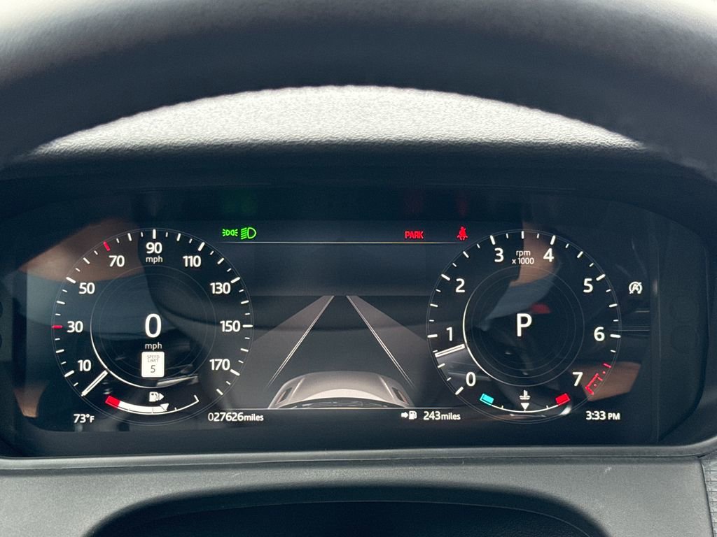 Used 2023 Land Rover Range Rover Velar R-Dynamic S image 17