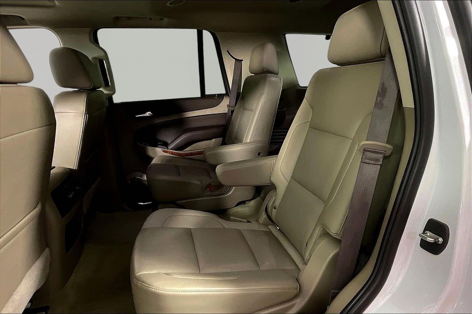 Used 2019 Chevrolet Tahoe Premier AWD/4WD image 22