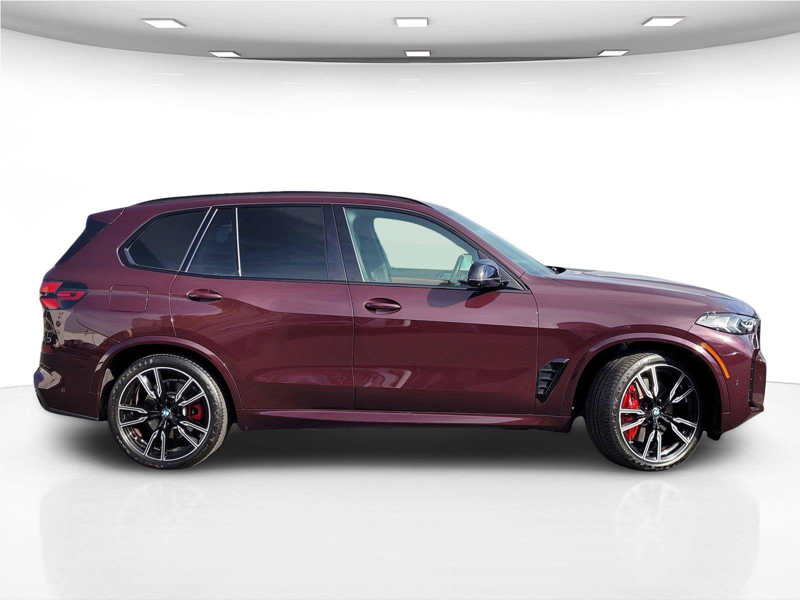 Used 2024 BMW X5 M60i AWD/4WD image 5
