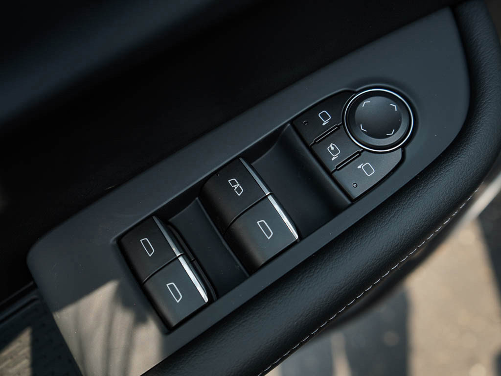 New 2026 Buick Enclave Avenir w/ LPO, Floor Liner Package image 19