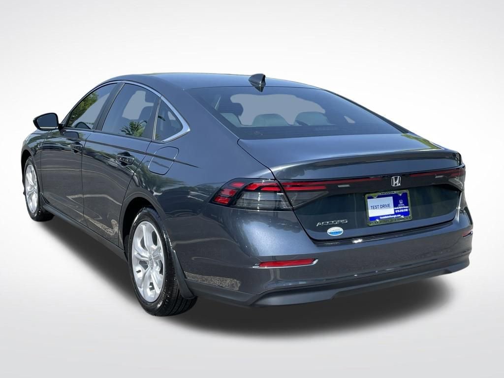 Certified 2025 Honda Accord LX image 4