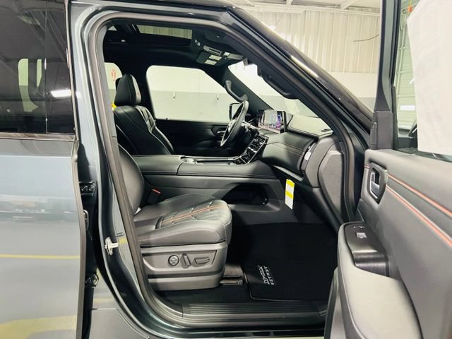 New 2026 Nissan Armada PRO-4X AWD/4WD image 39