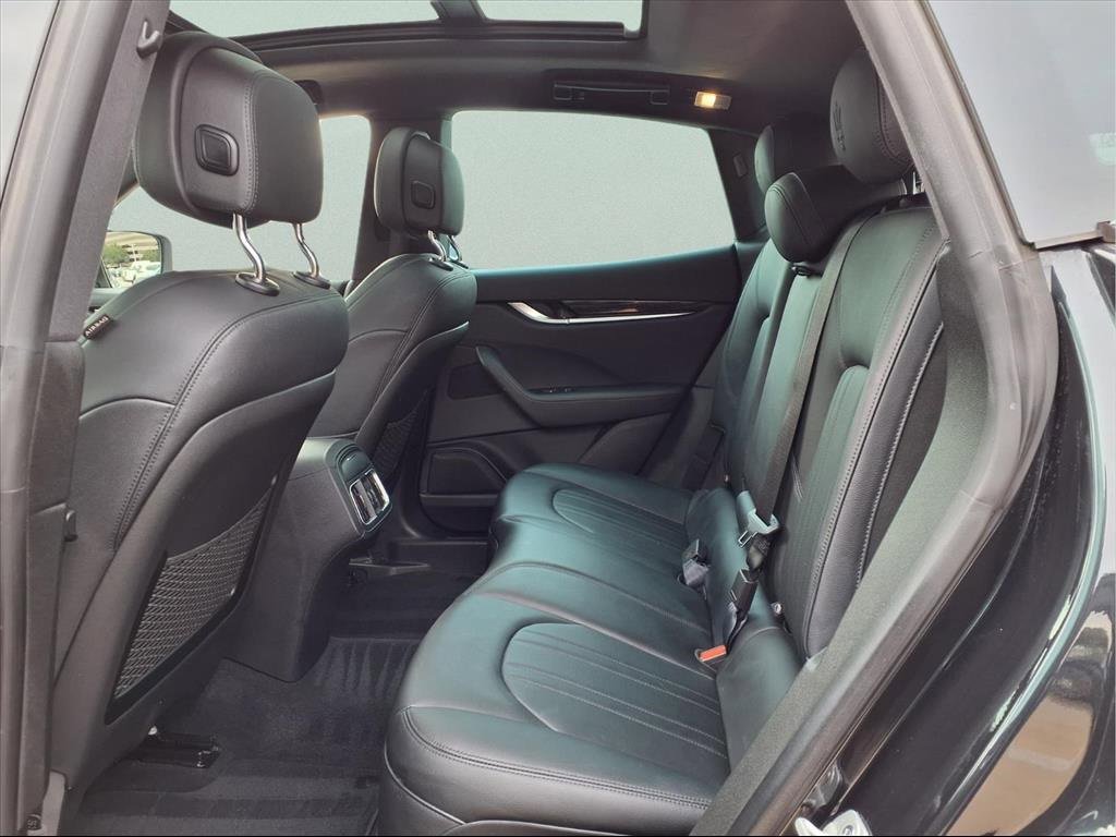 Used 2023 Maserati Levante Modena image 14