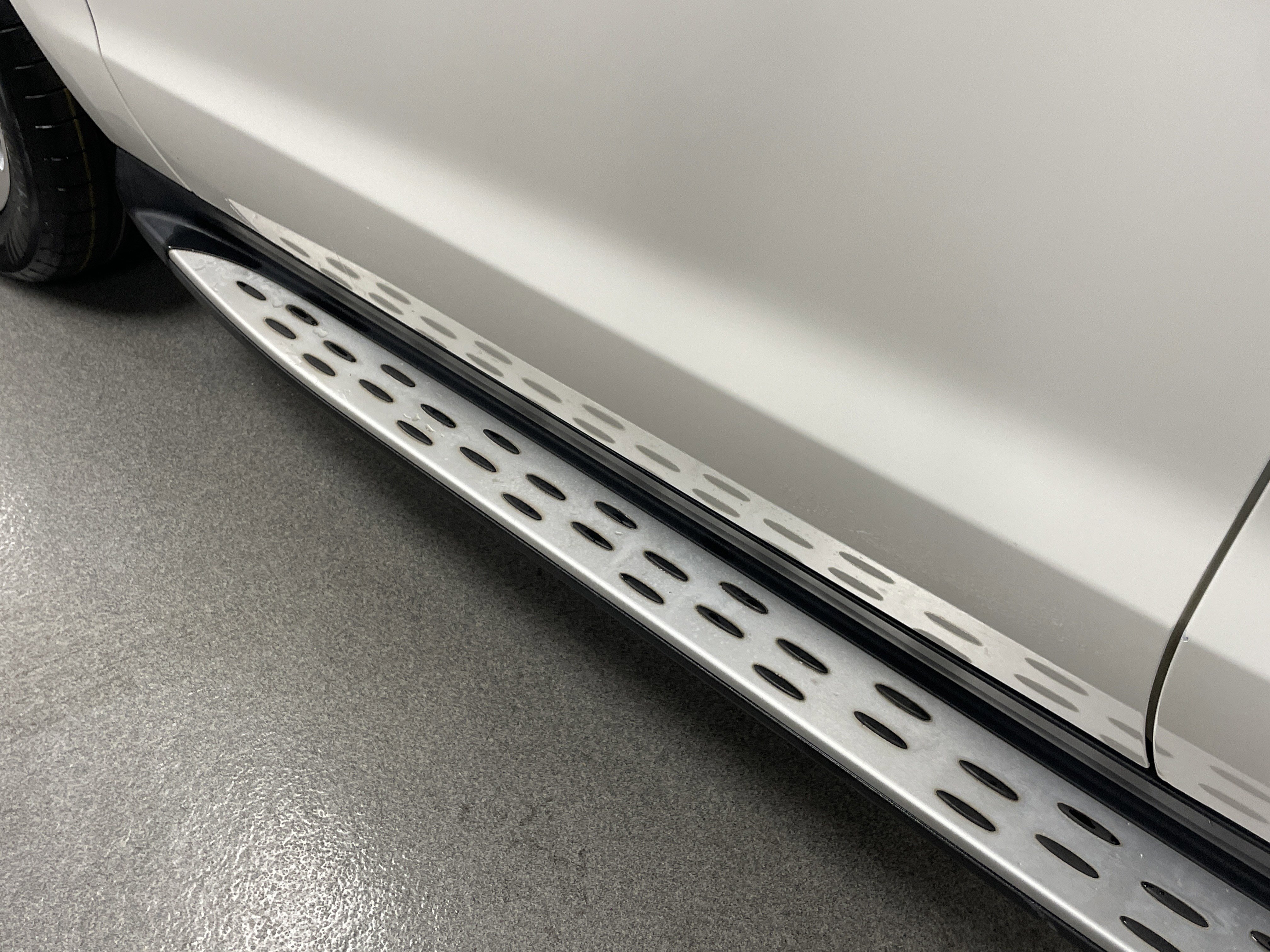 Used 2018 Mercedes-Benz GLS 450 4MATIC image 29